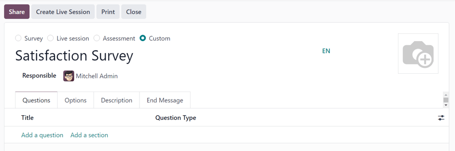 Tómt könnunarform í Odoo Surveys.