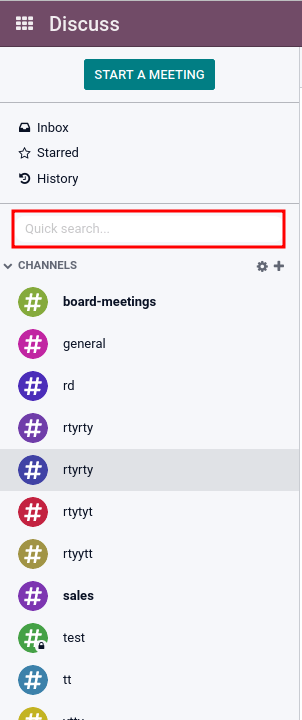 Yfirlit yfir hliðarstiku Discuss með áherslu á flýtileitarstikuna í Odoo Discuss.