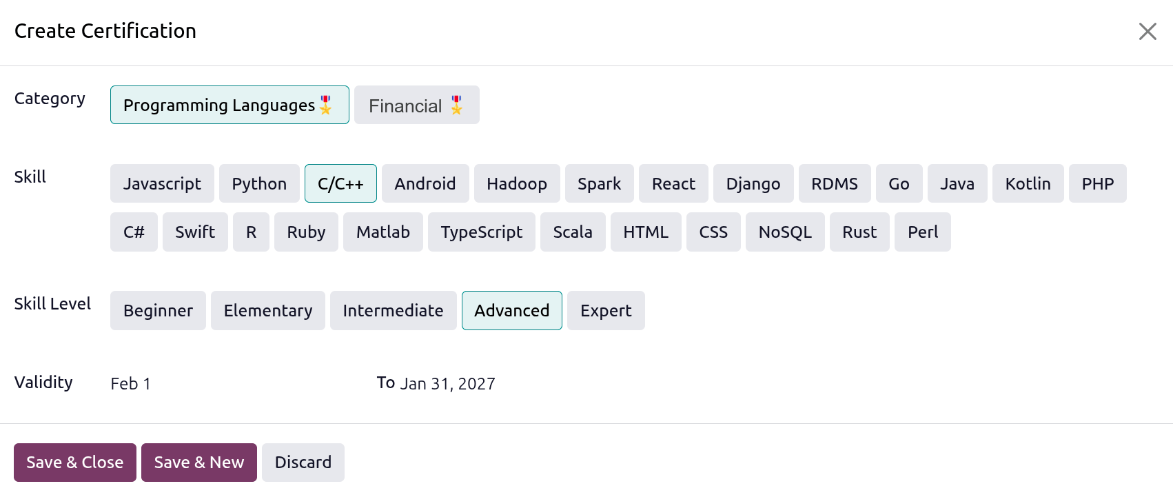 Sprettigluggi vottunar með öllu stilltu fyrir C/C++ Advanced vottun.